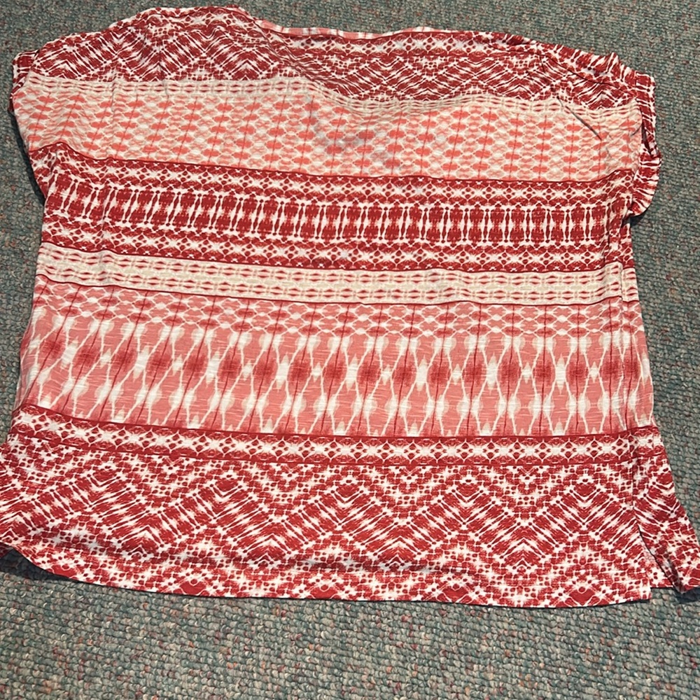 Red and Pink Patterned T-Shirts from Olsen size large - Picture 6 of 14